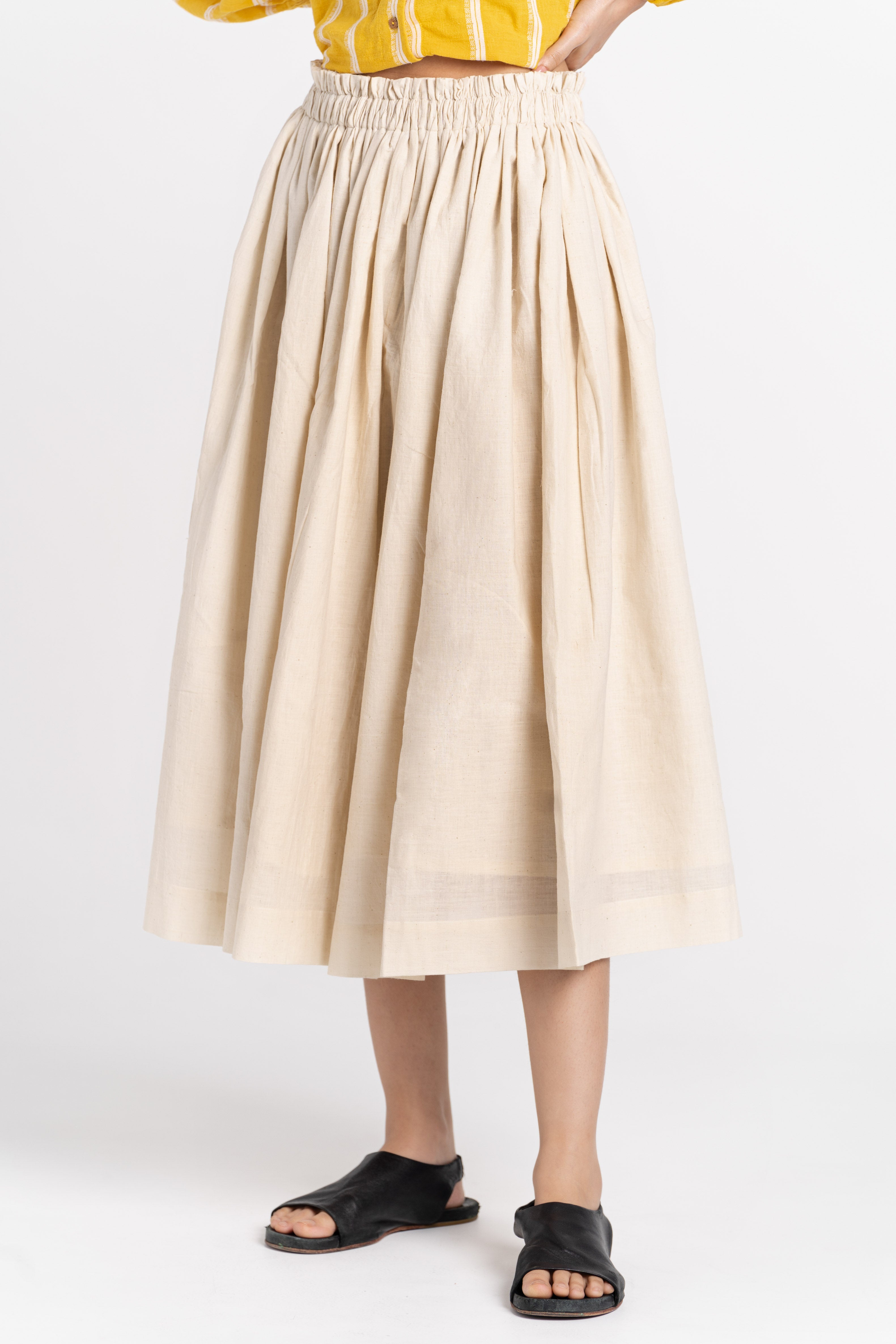 Off White Cotton Pleated Skirt – World of Crow
