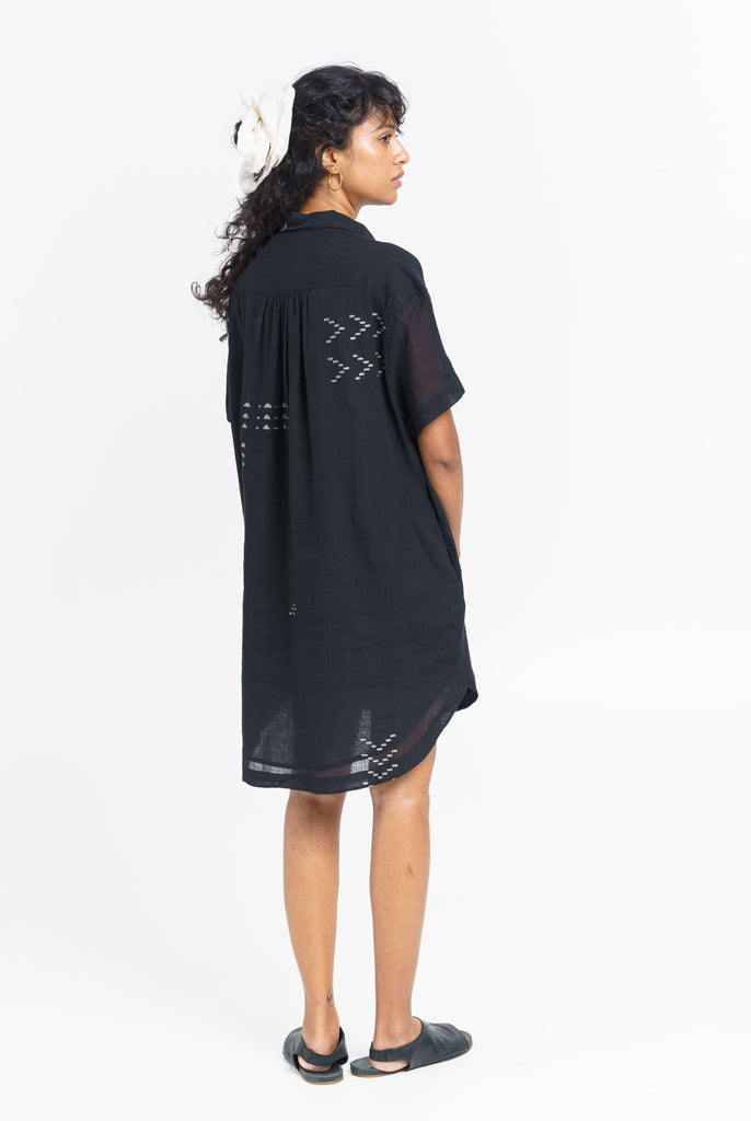 Relaxed-fit shirt tunic, sustainable clothing brands, pure organic cotton clothing, where to buy organic cotton clothes, all cotton women's clothing, cotton clothes online, 100 cotton women's clothing, soft cotton clothes for women's, minimalist clothing women, minimalist store clothes