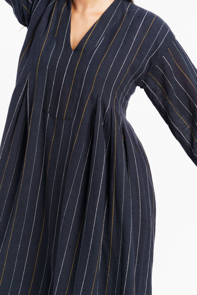 Striped relaxed fit midi dress, ethical sustainable clothing brands, fashion brands that are sustainable, 100 organic cotton women's clothing, organic cotton clothes online shop, all cotton women's clothing, buy cotton clothes online, all cotton women's clothing, cotton clothing for women, minimalist clothing, modern minimalist clothing