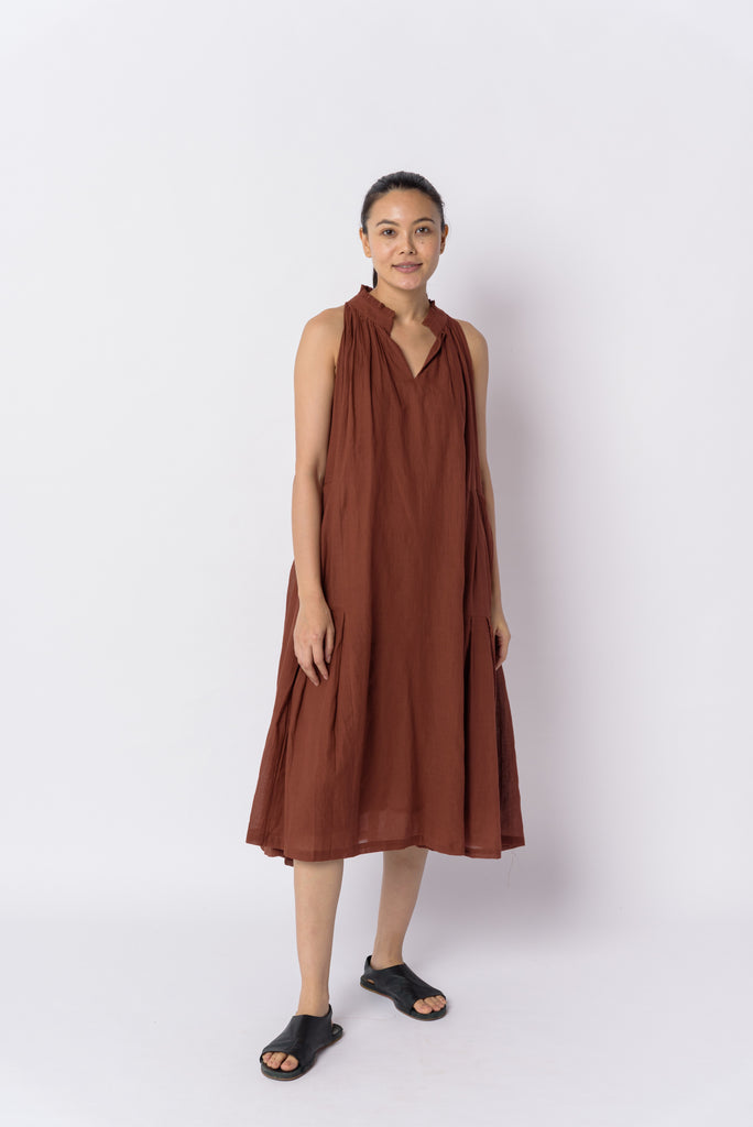 Toasted brown midi dress, sustainable shopping brands, sustainable women's clothing, 100 organic cotton clothing made in Los Angeles, affordable organic cotton clothing, organic cotton clothing, organic women's clothing, organic cotton sweatpants women's, organic cotton sweatshirt women's, minimalist women's fashion brands, bare minimum clothing